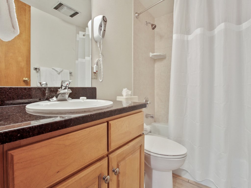 Village Square 2 Bedroom Condo #336/338/340 Vacation Rental in Copper Mountain - RedAwning