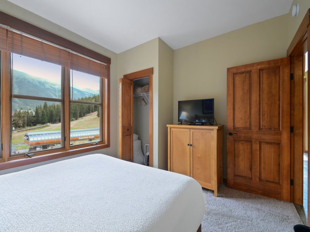 Copper One 2 Bedroom Condo #421 Vacation Rental in Copper Mountain - RedAwning