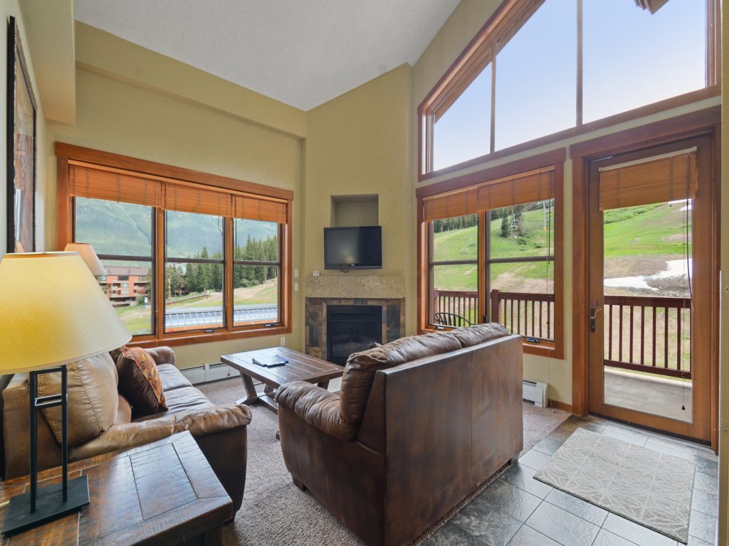 Copper One 2 Bedroom Condo #421 Vacation Rental in Copper Mountain - RedAwning