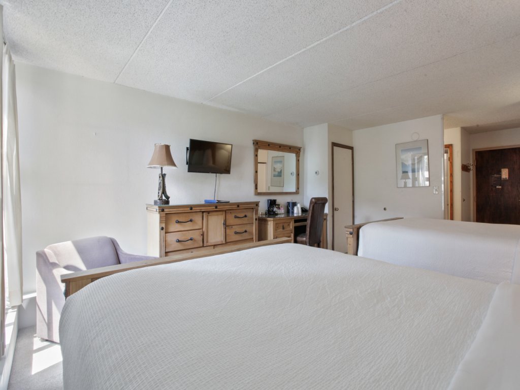 Mountain Plaza 1 Bedroom Condo #507/509 Vacation Rental in Copper Mountain - RedAwning