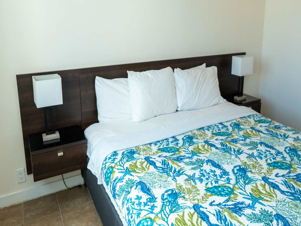 Beachfront Larger Corner Unit | Balcony | Pool Vacation Rental in South Padre Island - RedAwning