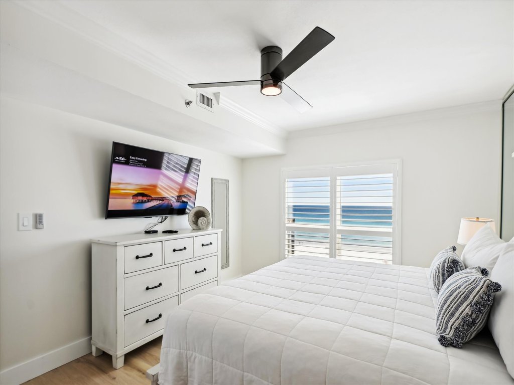 Sea Oats 606 is a Gorgeous Gulf Front 3 BR - with Free Beach Service for 4 Vacation Rental in Fort Walton Beach - RedAwning