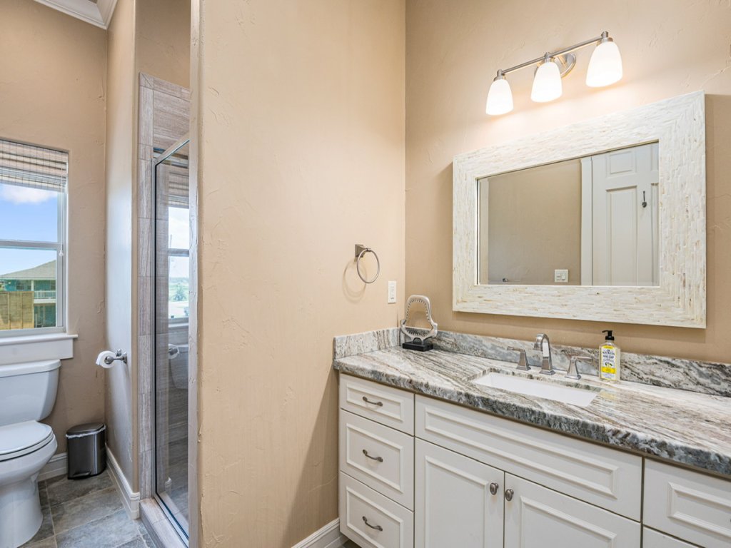 Ocean One Vacation Rental in Texas - RedAwning