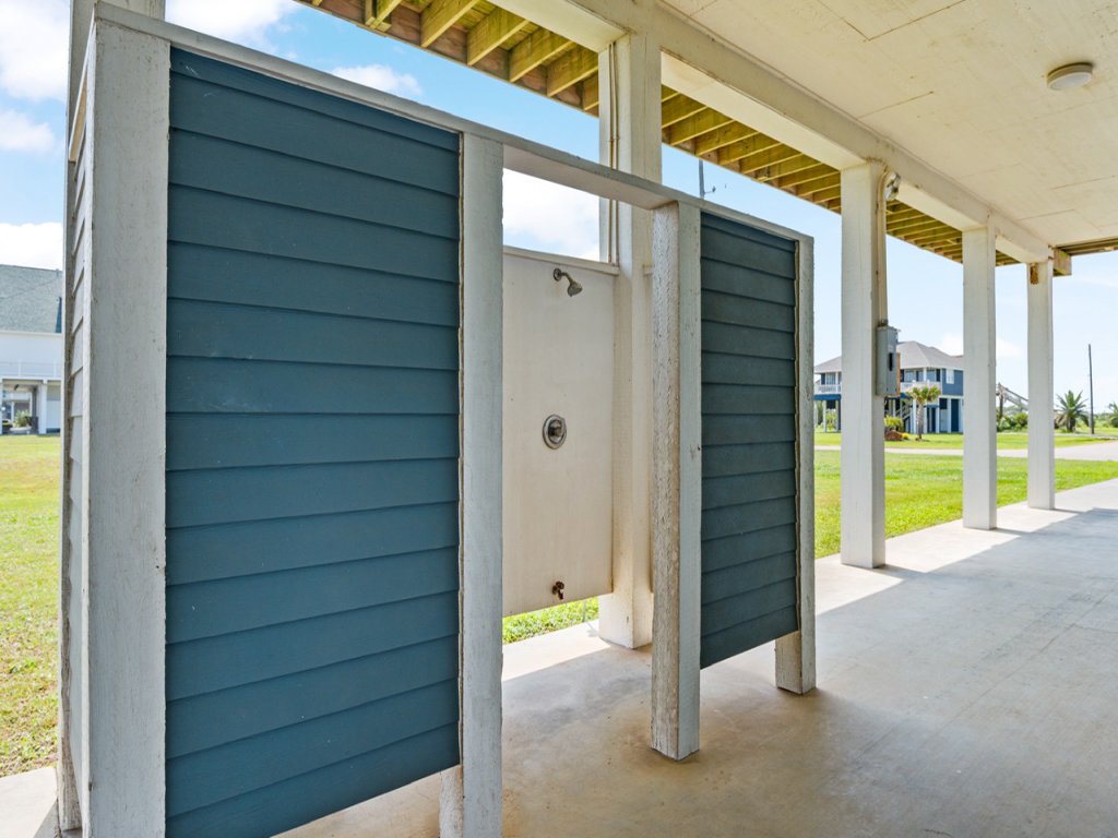 Ocean One Vacation Rental in Texas - RedAwning