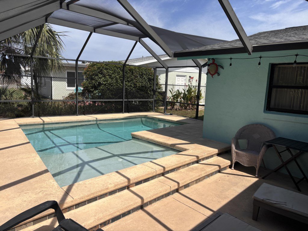 Heated pool, Kid and Pet Friendly with garage Vacation Rental in Ormond Beach - RedAwning