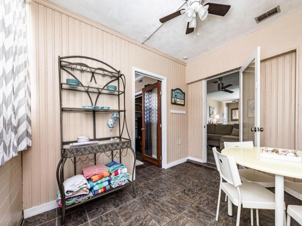 Private 4 bedroom Pool Home w 2 car garage Vacation Rental in Ormond Beach - RedAwning