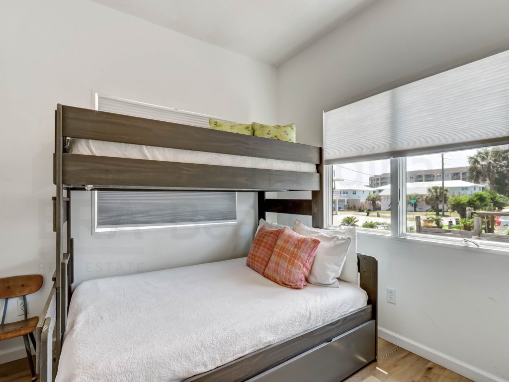 Dog Friendly Beachfront Condo, Direct Access to Beach Vacation Rental in Fernandina Beach - RedAwning
