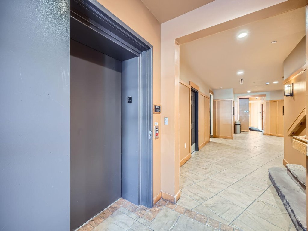 Passage Point 319 Vacation Rental in Copper Mountain - RedAwning
