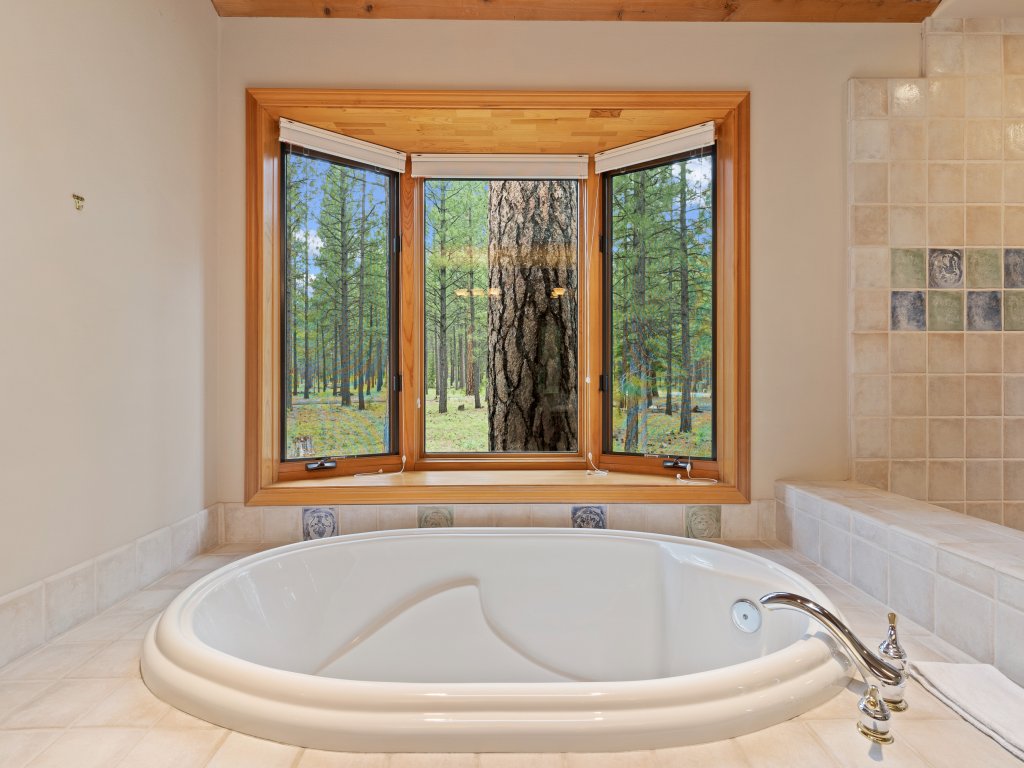 Glaze Meadow 376 Vacation Rental in Oregon - RedAwning