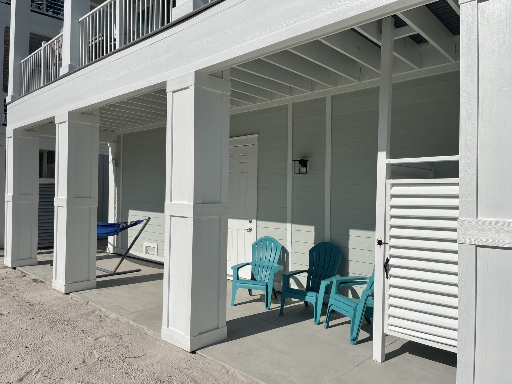Island Escape Vacation Rental in Navarre Beach - RedAwning