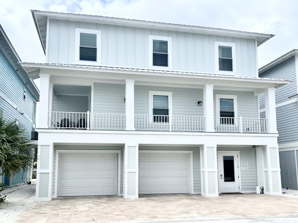 Island Escape Vacation Rental in Navarre Beach - RedAwning