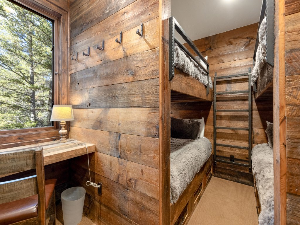LR957 The Timber Lodge 957 Vacation Rental in Copper Mountain - RedAwning
