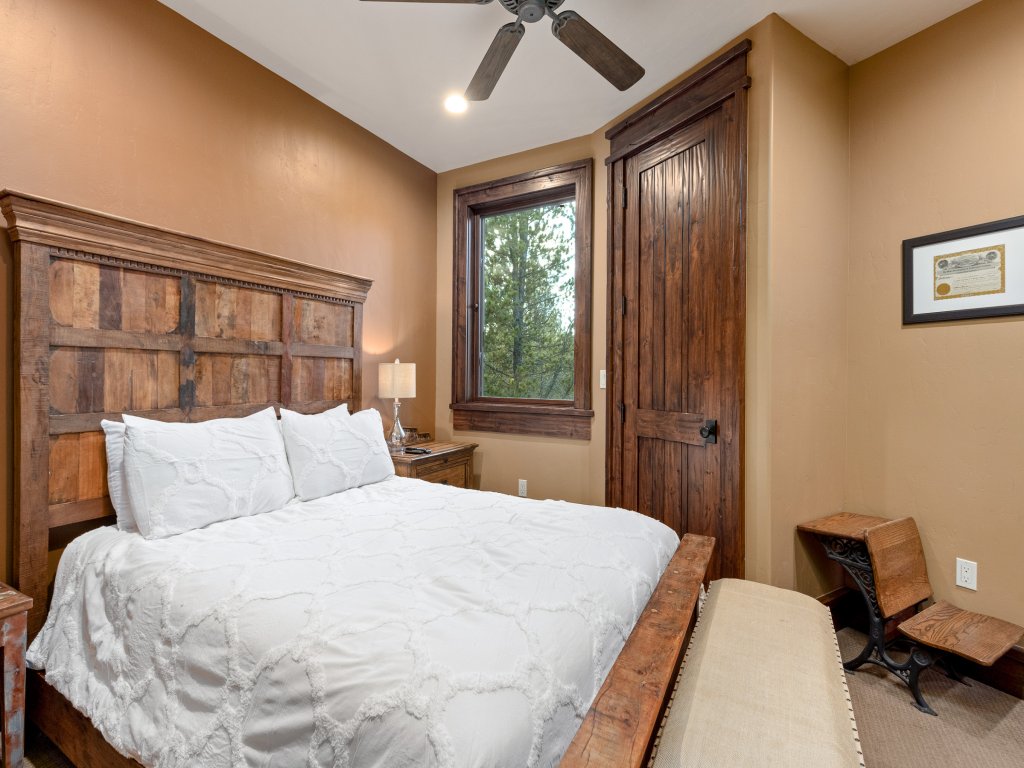 LR957 The Timber Lodge 957 Vacation Rental in Copper Mountain - RedAwning