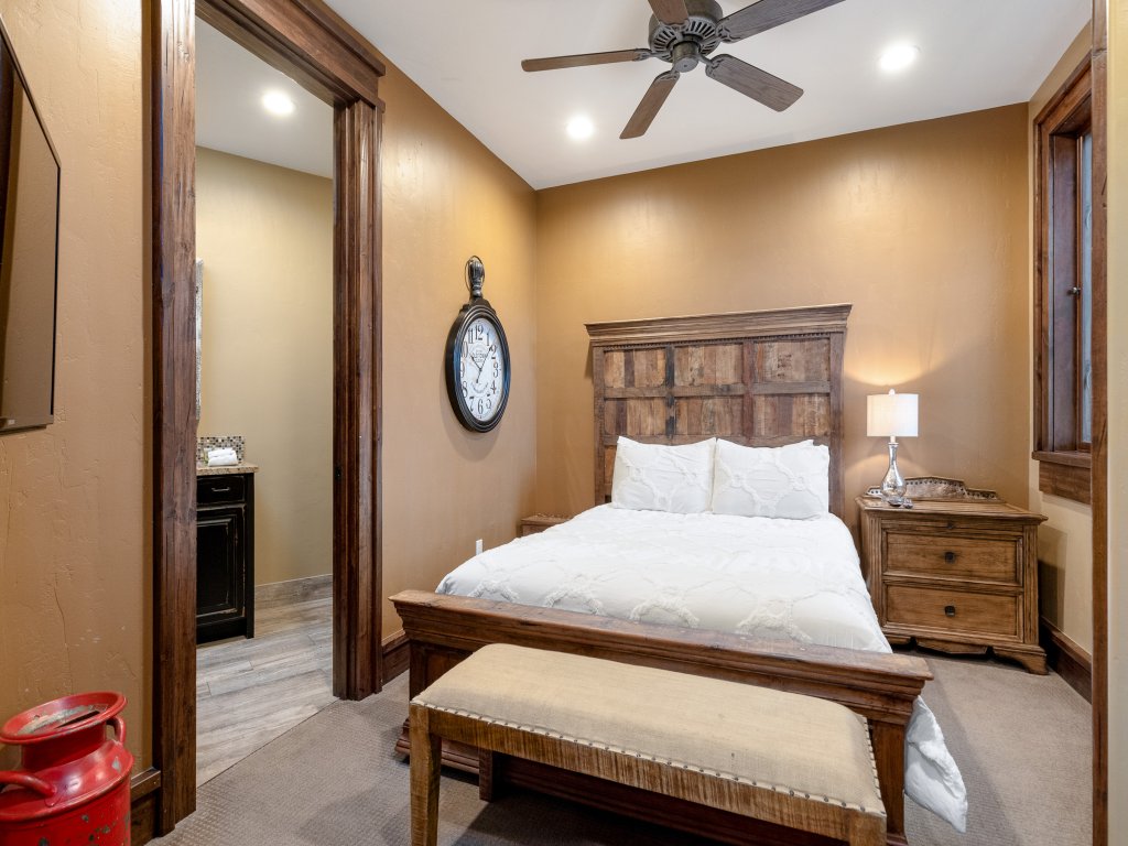 LR957 The Timber Lodge 957 Vacation Rental in Copper Mountain - RedAwning