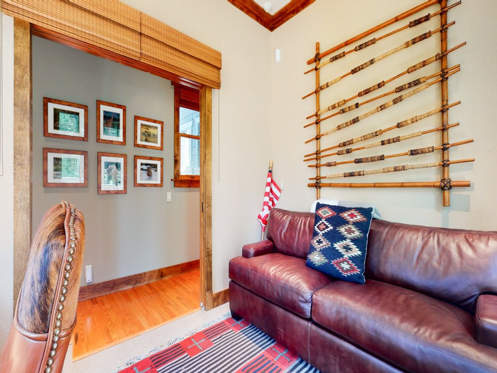 Lodestar #2001 Vacation Rental in Mammoth Lakes - RedAwning