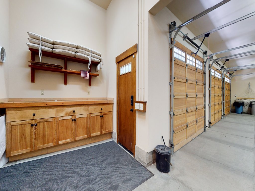 Lodestar #2001 Vacation Rental in Mammoth Lakes - RedAwning