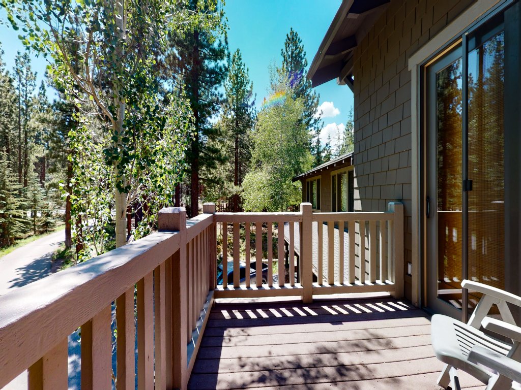 Lodestar #2001 Vacation Rental in Mammoth Lakes - RedAwning