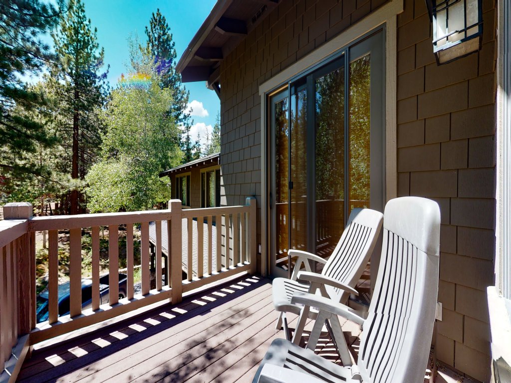 Lodestar #2001 Vacation Rental in Mammoth Lakes - RedAwning