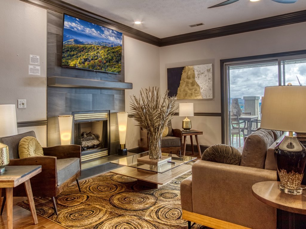 The Great Escape Vacation Rental in Sevierville - RedAwning