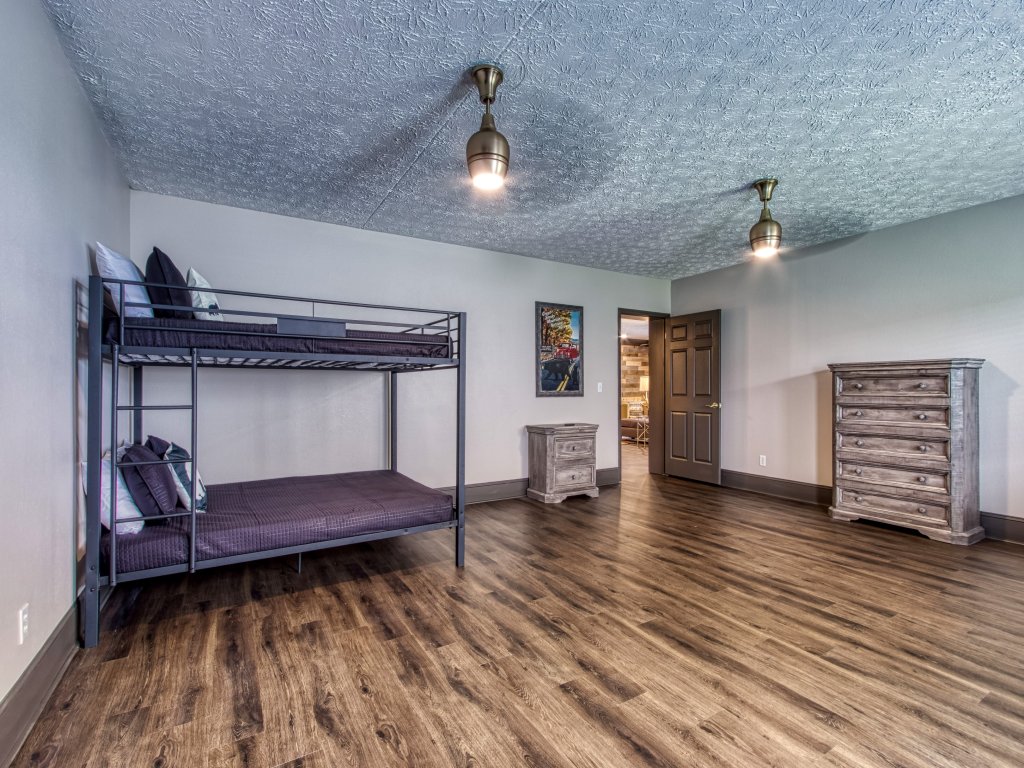 The Great Escape Vacation Rental in Sevierville - RedAwning