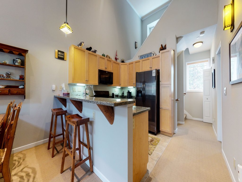 Mammoth Green #205 Vacation Rental in Mammoth Lakes - RedAwning