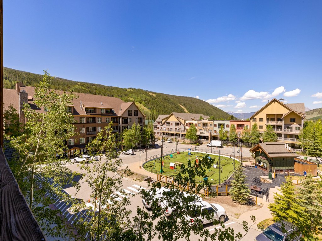 8363 Buffalo Lodge Vacation Rental in Keystone - RedAwning