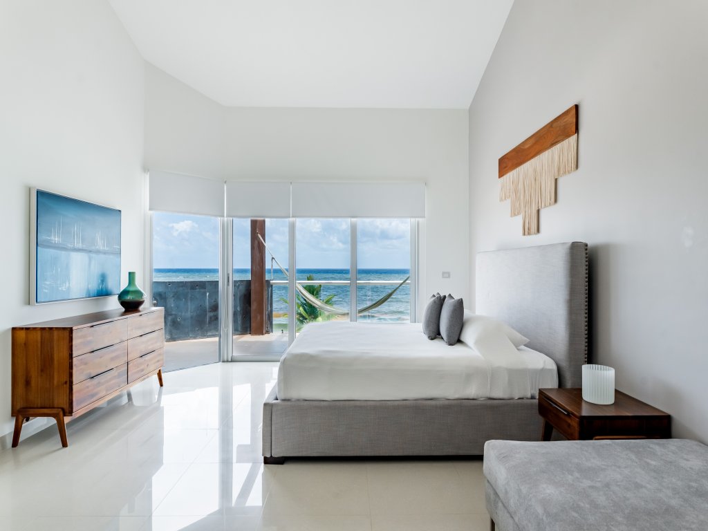 Casa Los Mares ocean front penthouse Vacation Rental - RedAwning
