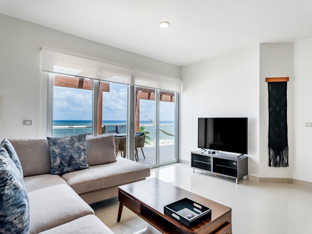 Casa Los Mares ocean front penthouse Vacation Rental - RedAwning