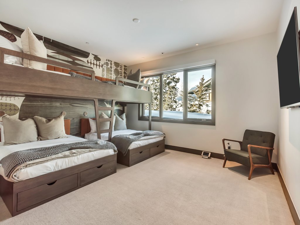 Luxury Five Bedroom Private Home with Stunning Park City views Vacation Rental in Park City - RedAwning