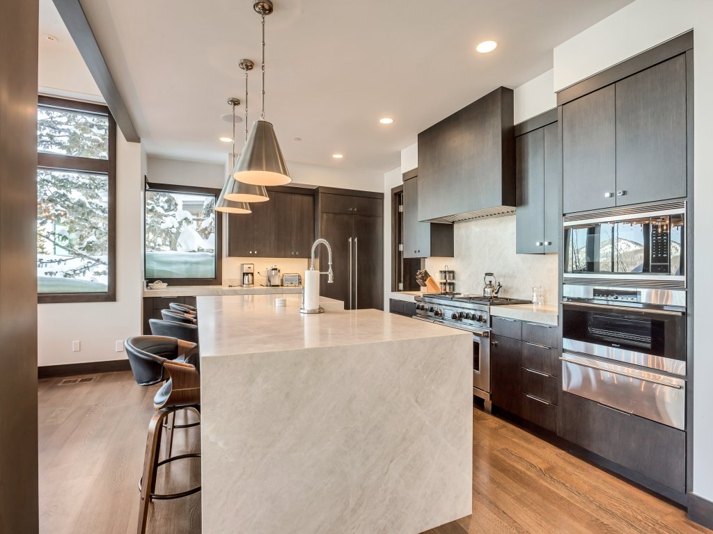 Luxury Five Bedroom Private Home with Stunning Park City views Vacation Rental in Park City - RedAwning