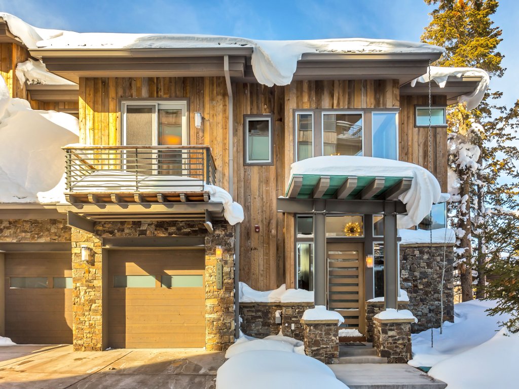 Luxury Five Bedroom Private Home with Stunning Park City views Vacation Rental in Park City - RedAwning