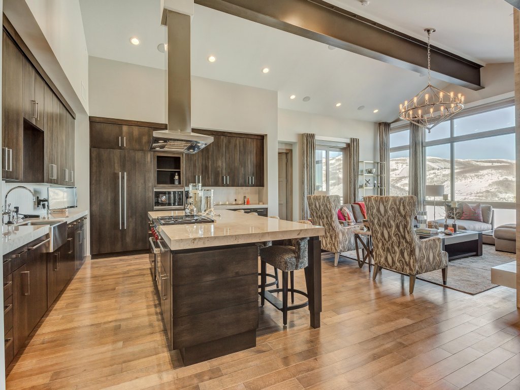 Gorgeous Five Bedroom Penthouse in the Heart of Park City Vacation Rental in Park City - RedAwning