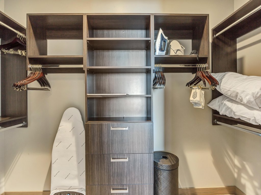 Gorgeous Five Bedroom Penthouse in the Heart of Park City Vacation Rental in Park City - RedAwning