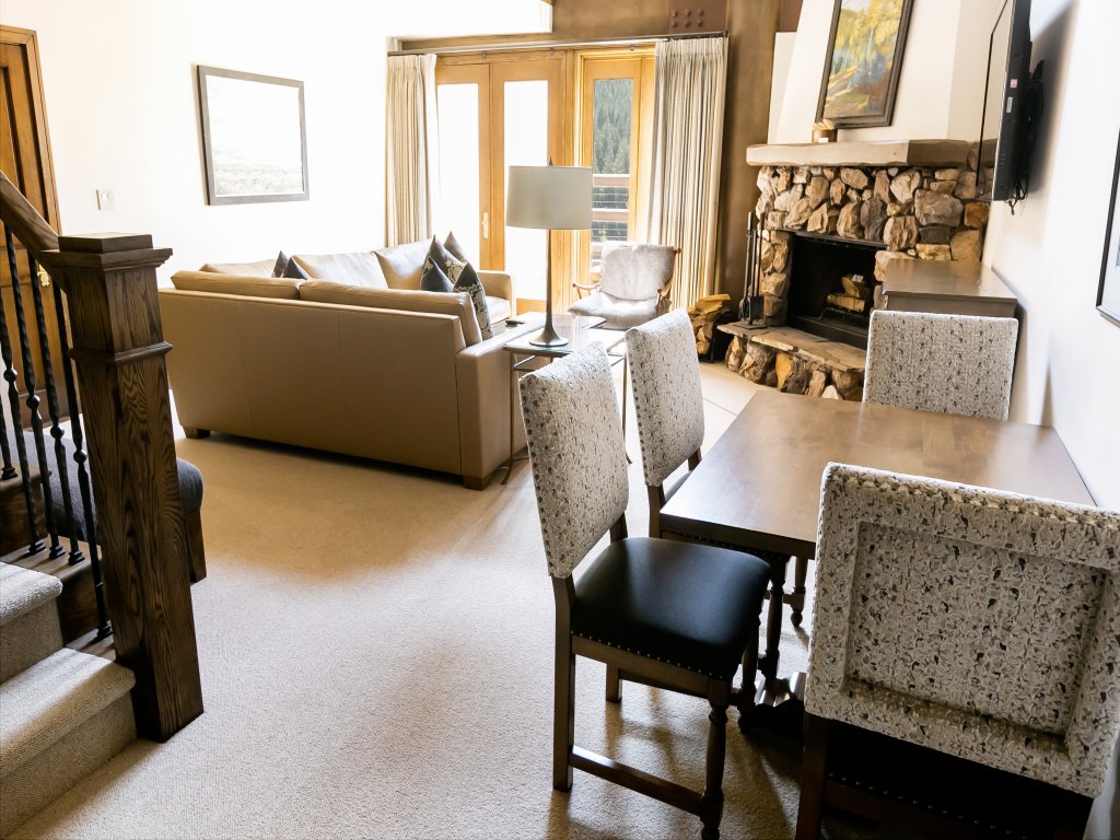The Sultan Apartment Hotel includes Hot Tub with Majestic Mountain Views Vacation Rental in Park City - RedAwning