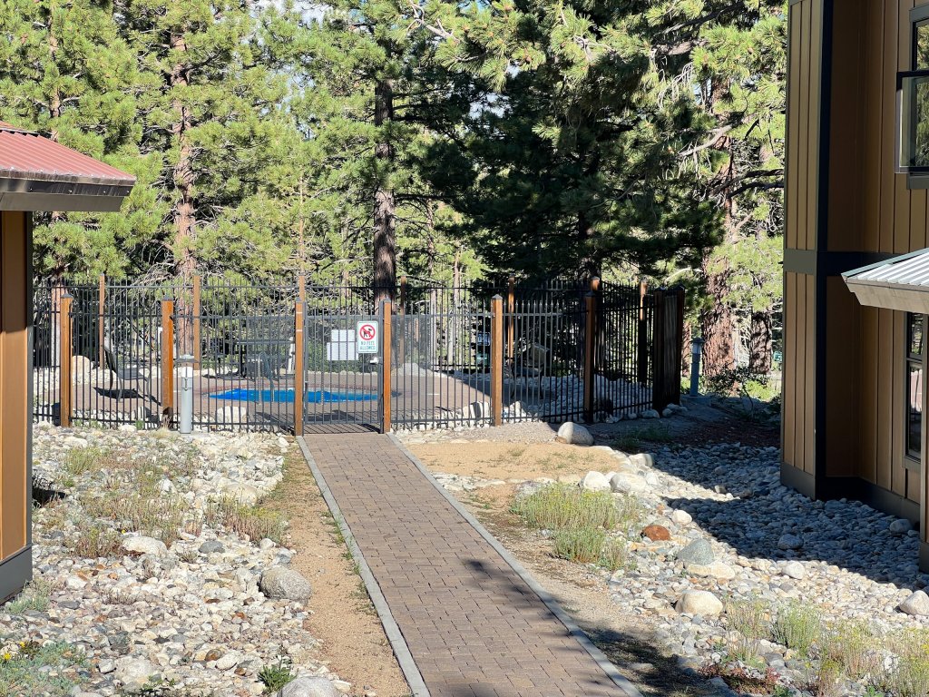 Solstice #14 Vacation Rental in Mammoth Lakes - RedAwning