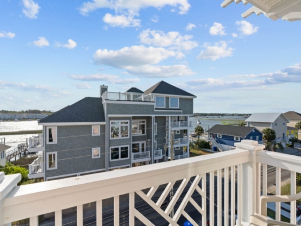 Almost Heaven Vacation Rental in North Carolina - RedAwning
