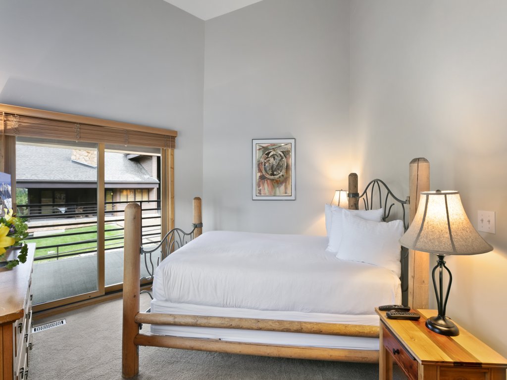 Courchevel at Deer Valley Resort - Two Bedroom Condo #C101 Vacation Rental in Park City - RedAwning