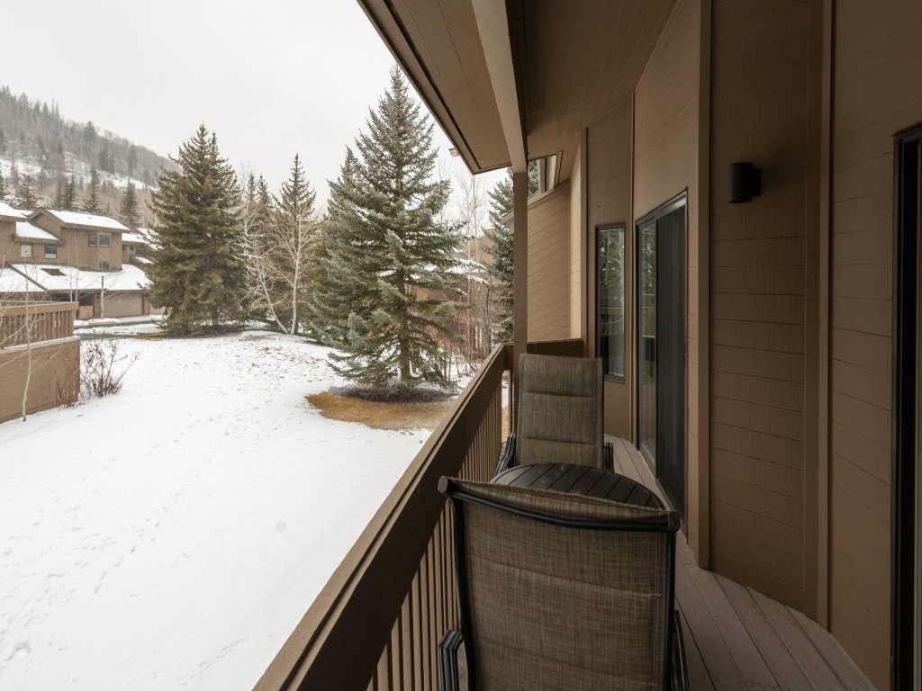 Lakeside at Deer Valley Resort - Two Bedroom Condo #1679 Vacation Rental in Park City - RedAwning