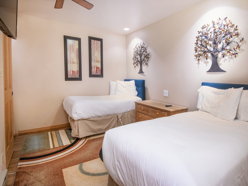 Townsend Place B103 Vacation Rental in Beaver Creek - RedAwning