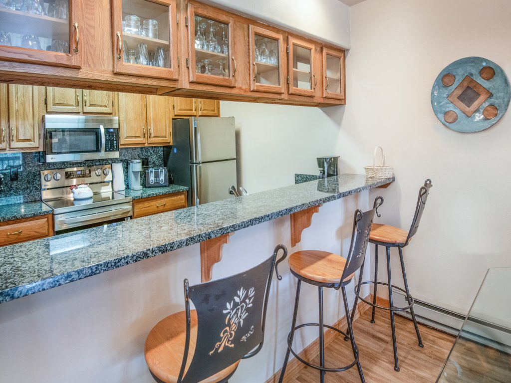 Townsend Place B103 Vacation Rental in Beaver Creek - RedAwning