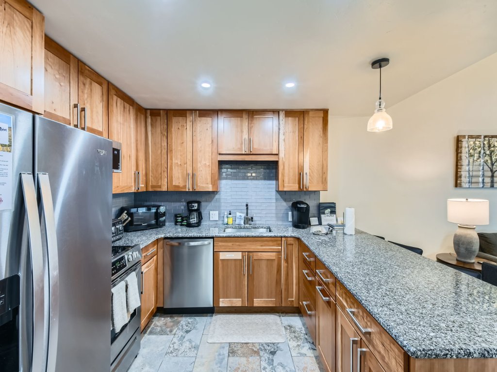 Snowlion Condos 302 Vacation Rental in Vail - RedAwning