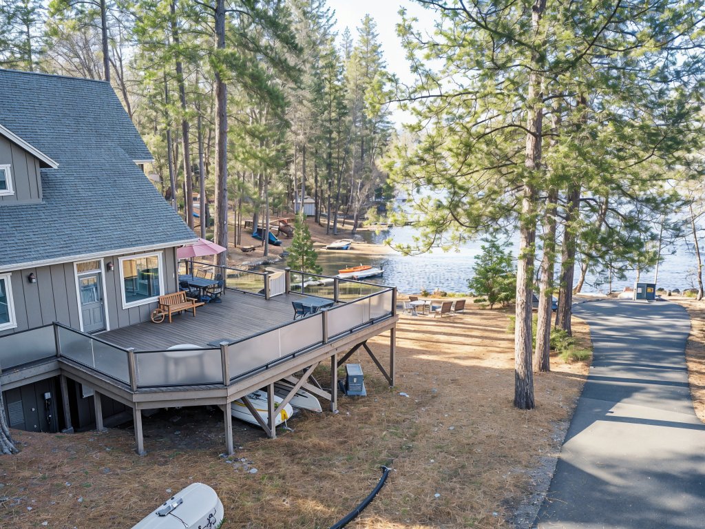 Casa Cassaretto - This Beautiful Lakefront Home is Only 50 yards from Marina Beach Vacation Rental in California - RedAwning