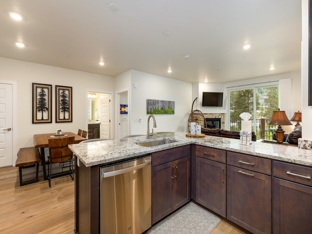202 Clearwater Lofts Vacation Rental in Keystone - RedAwning