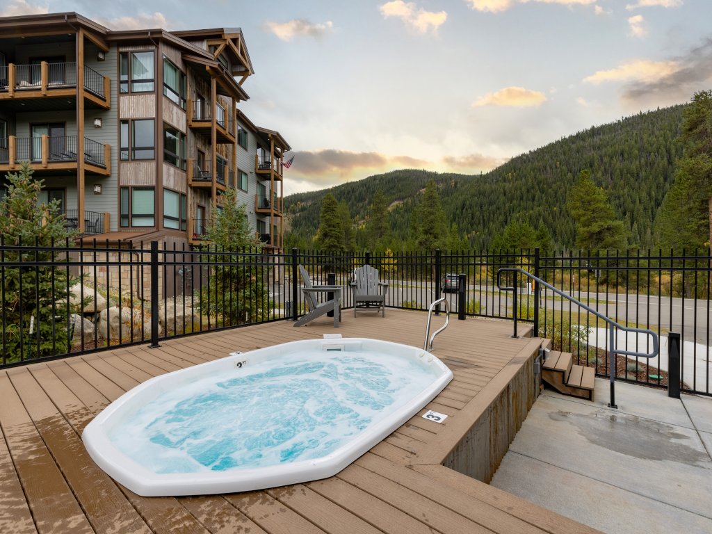 202 Clearwater Lofts Vacation Rental in Keystone - RedAwning