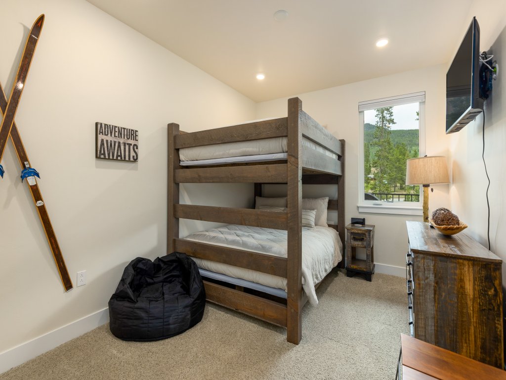202 Clearwater Lofts Vacation Rental in Keystone - RedAwning