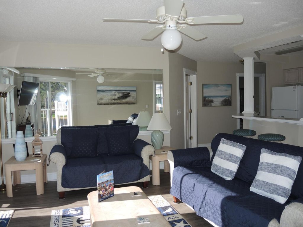 407 Vacation Rental in Calabash - RedAwning
