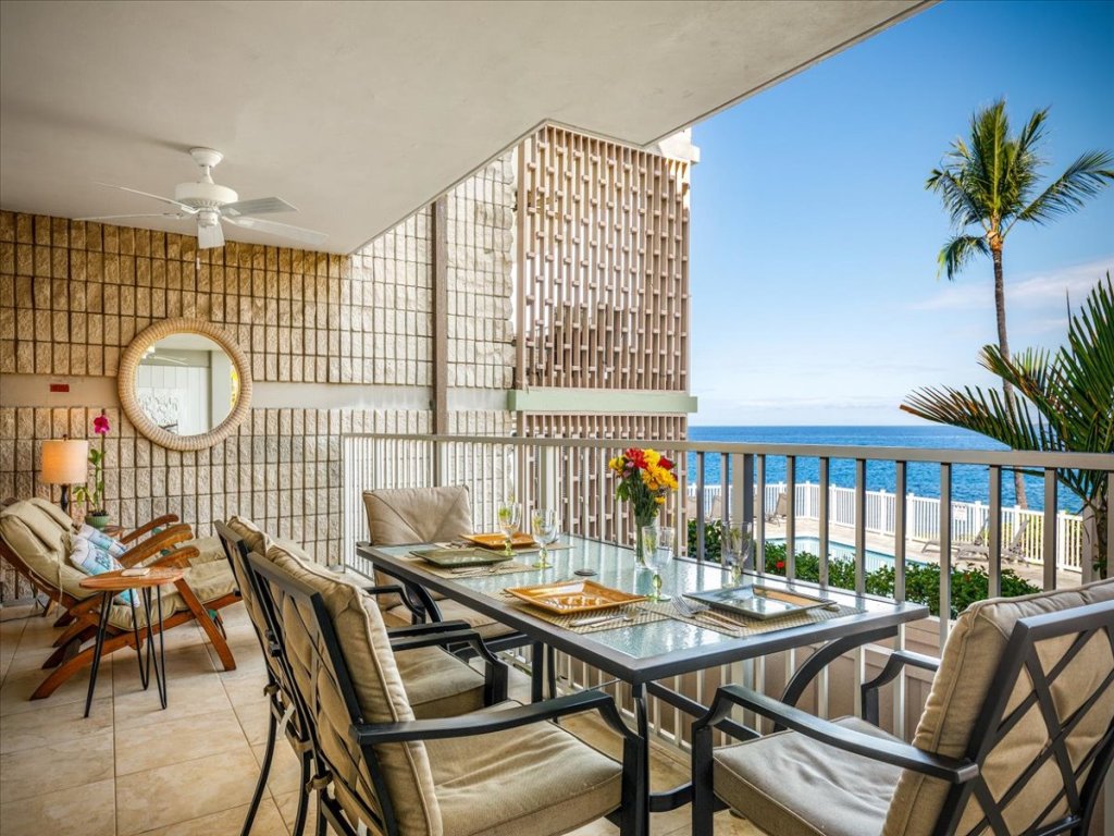 Alii Villas#128 Vacation Rental in Kailua Kona - RedAwning
