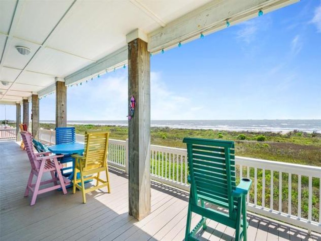 Just Sun & Beach Vacation Rental in Texas - RedAwning