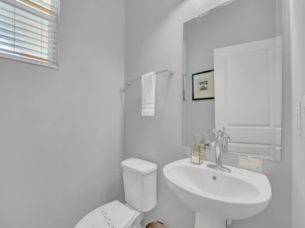 4 Bed townhome with Private Pool Near Disney! Vacation Rental in Kissimmee - RedAwning