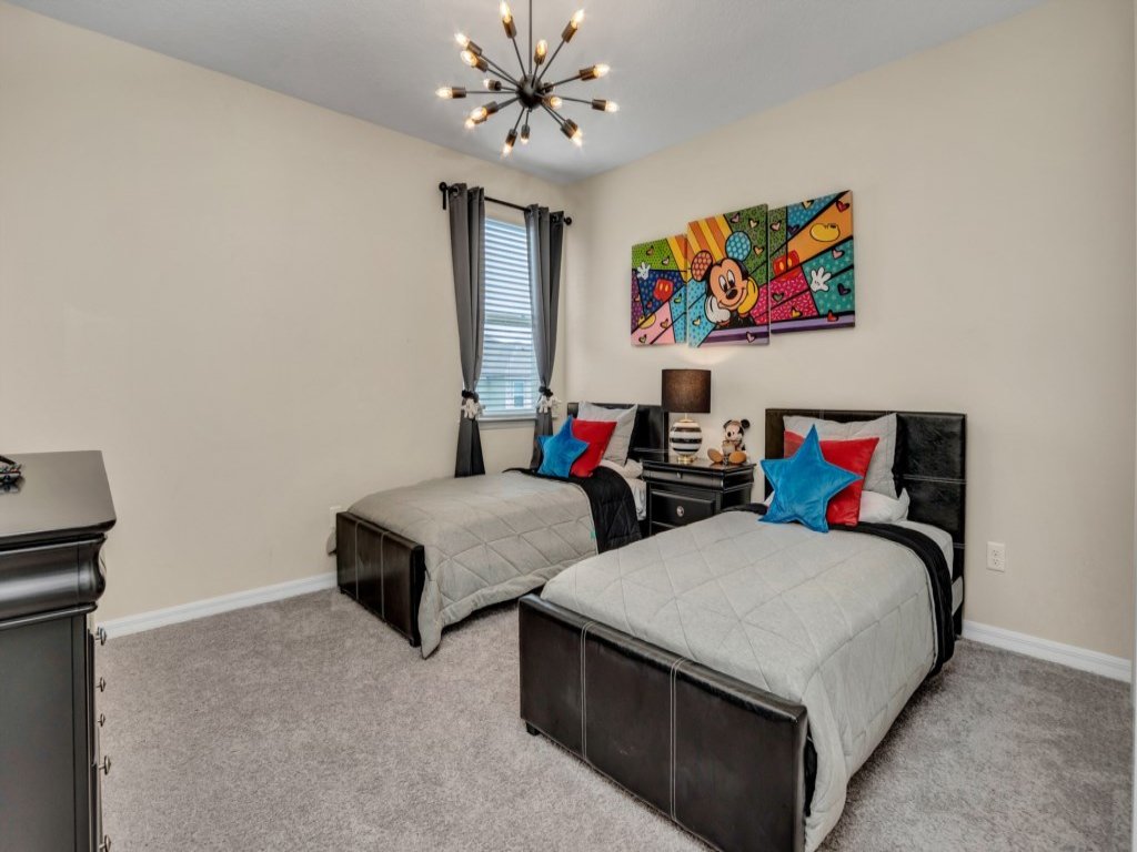 Best Resort Solara 5 Bedroom Pool home! Flowrider Vacation Rental in Kissimmee - RedAwning